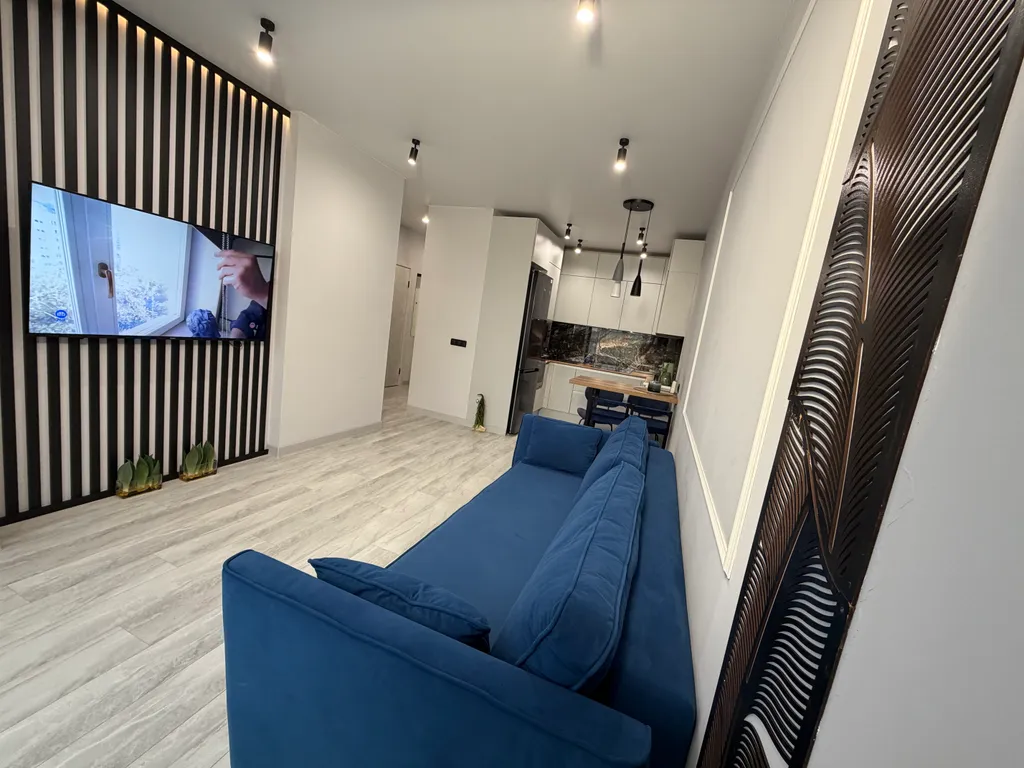 Роскошная квартира в центре мегаполиса с видом на собственный парк