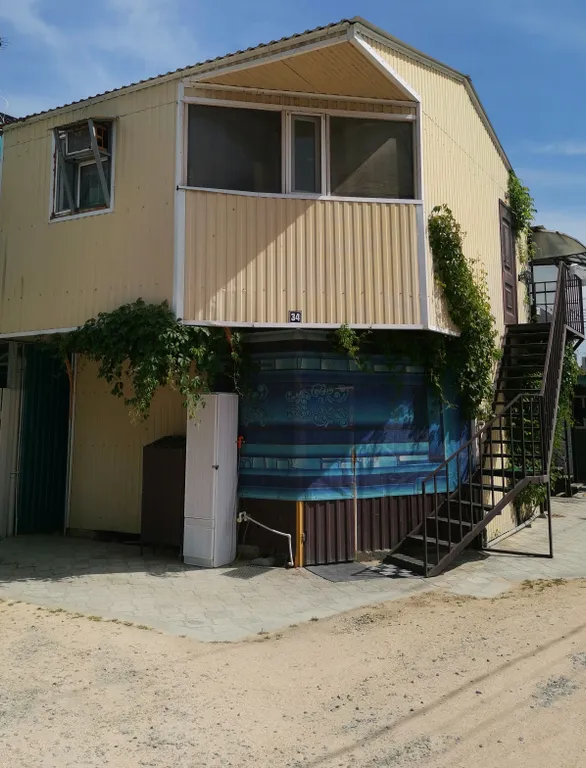 Четырёхместный номер на берегу моря