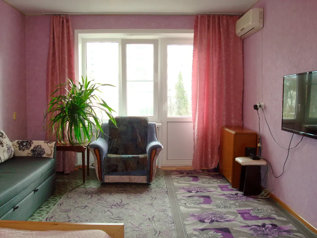 Квартира Квартира на Толстом Мысу между бухтой и открытым морем — Геленджик