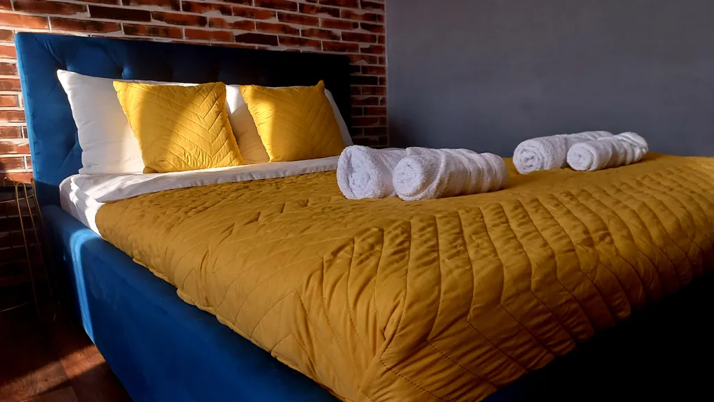 Уютная студия для тех кто любит комфорт, с видом на горы и город