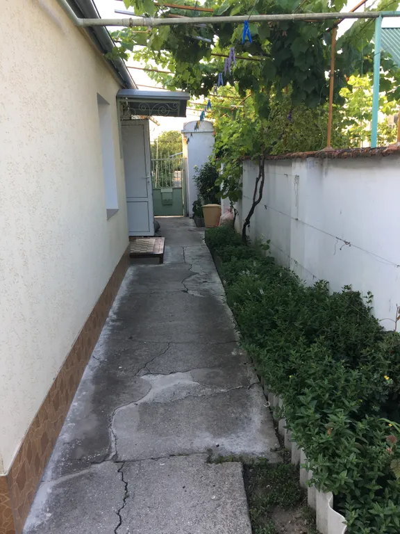 Коттедж Дом в тихом районе — Евпатория