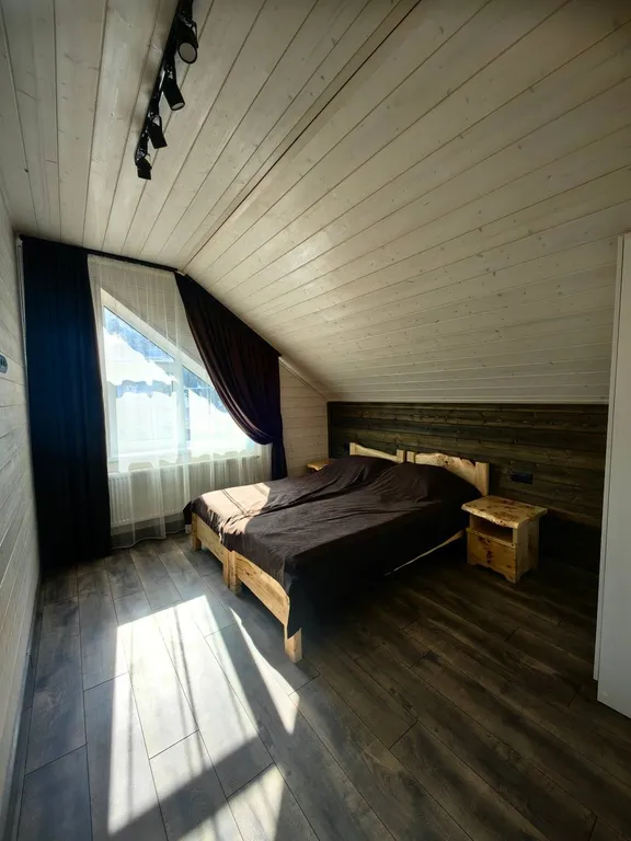 Барнхаус Лес и горы