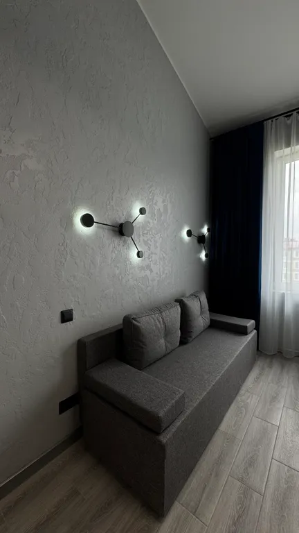 Квартира Квартира Дизайнерская студия со вторым этажом — Шушары