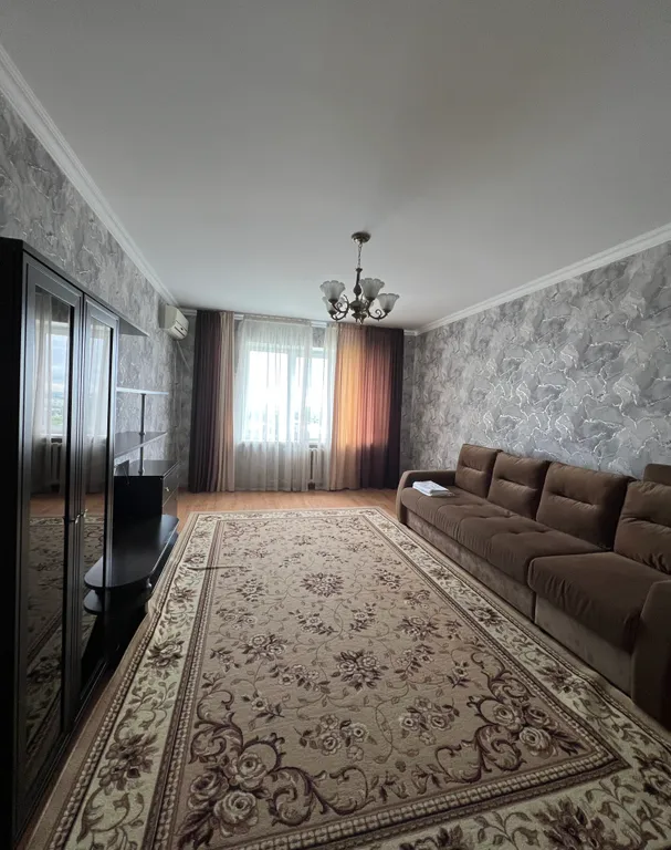 Отличная двухкомнатная квартира в элитном доме на Республики — аренда посуточно в Караганда