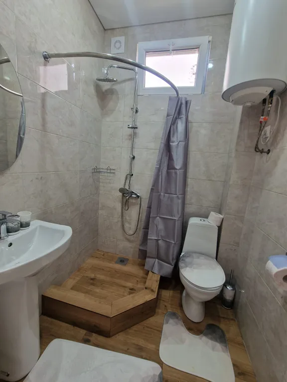 Уютный семейный номер, с видом в сторону моря. на 3-м этаже