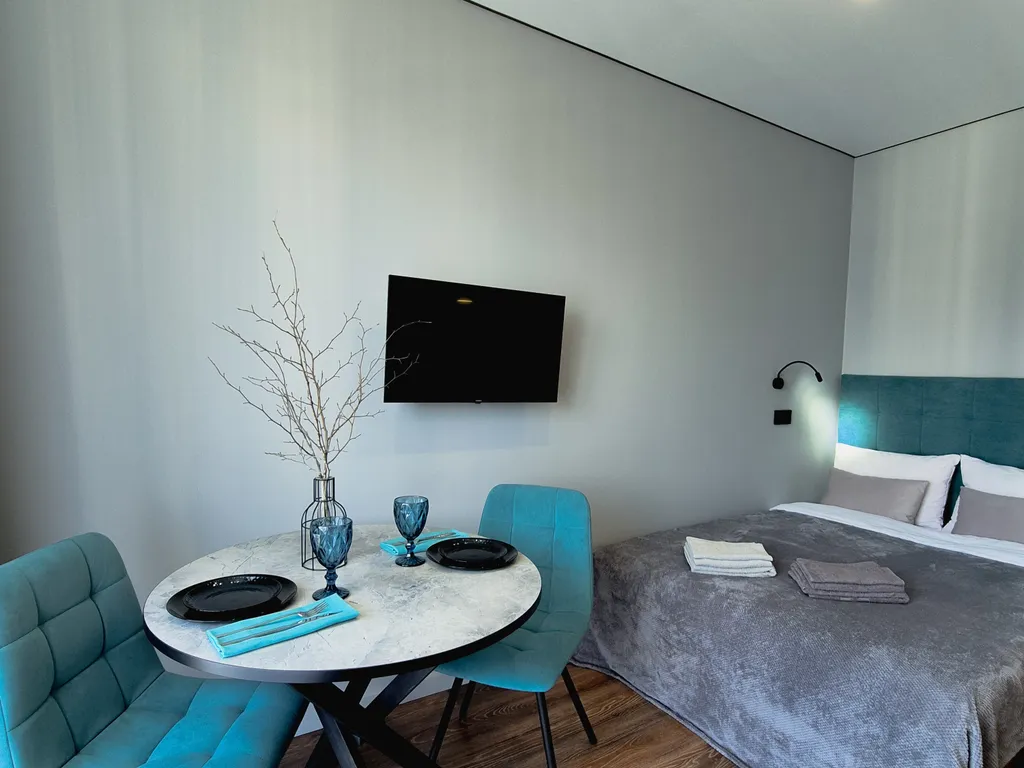 Уютная студия с ванной и прекрасным видом на реку и лес