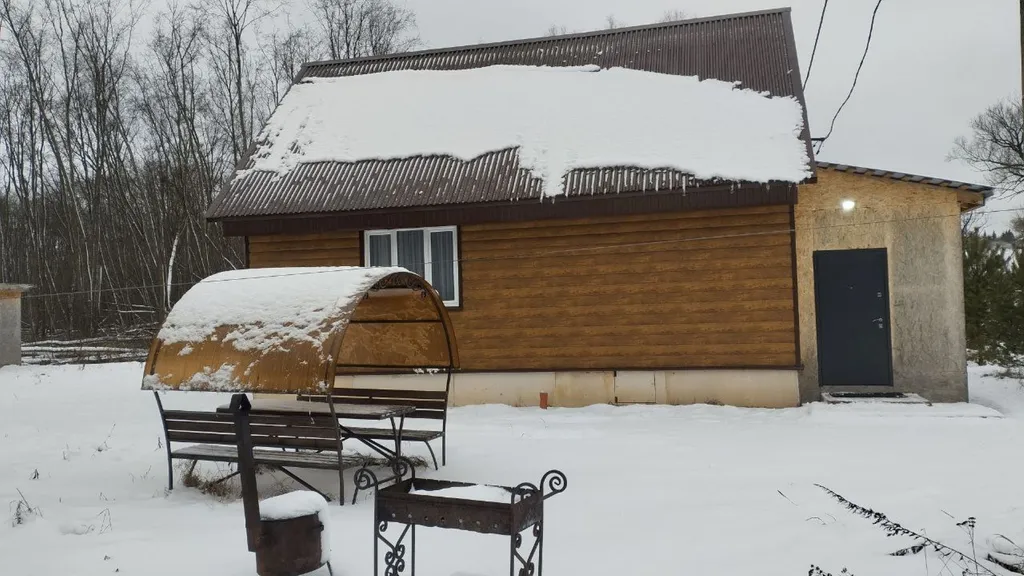 Новенький ЭКО-коттедж от фермера на берегу частных озёр: