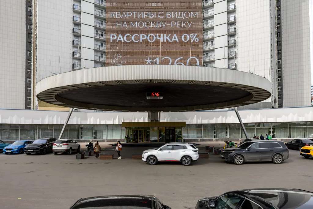 Дизайнерская студия в апарт-отеле Салют