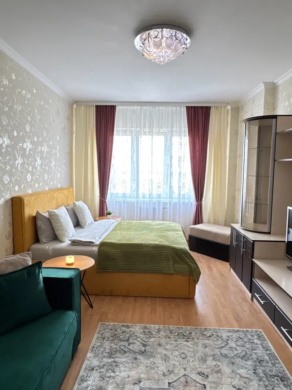 Апартаменты на 10 этаже с хорошим видом из окна