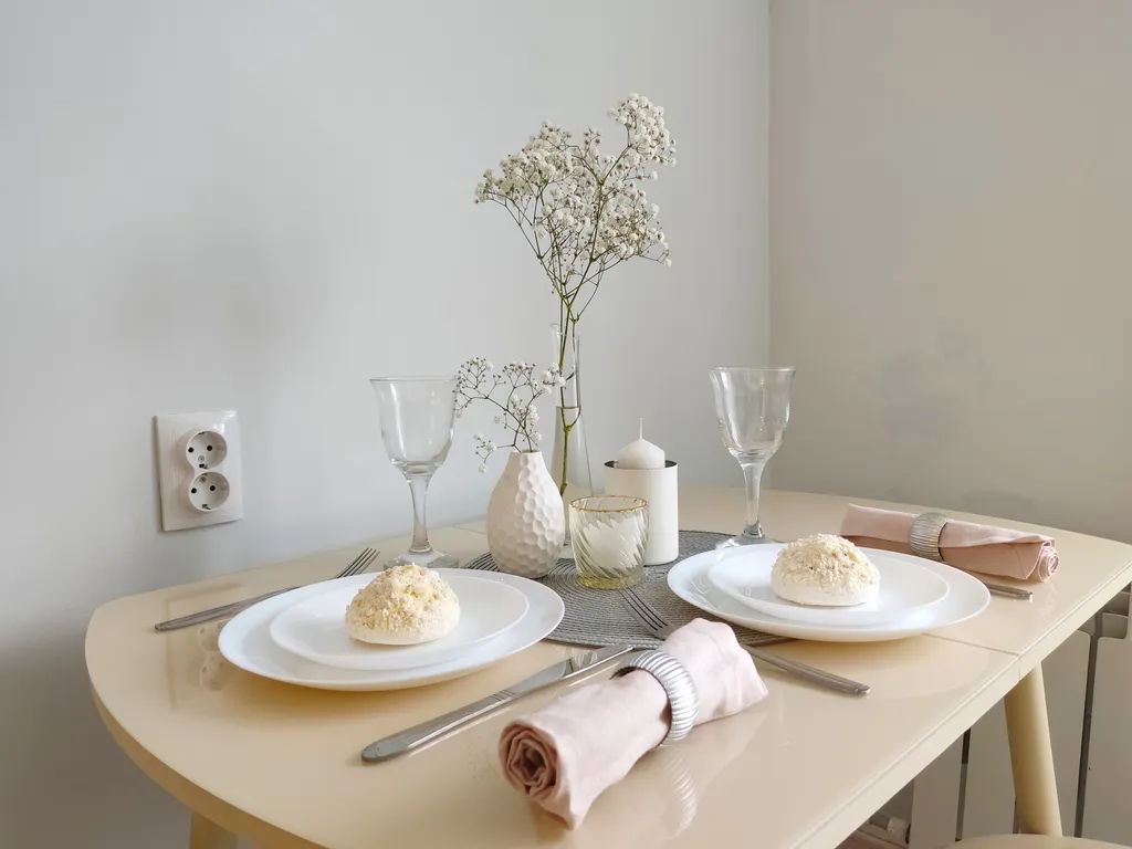 Квартира 2-комнатная Квартира — Калининград