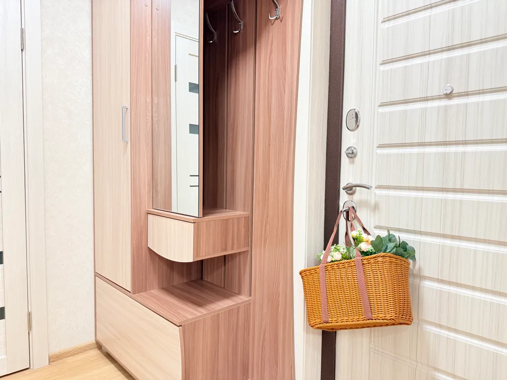 Новая однокомнатная у ТЦ Тополь