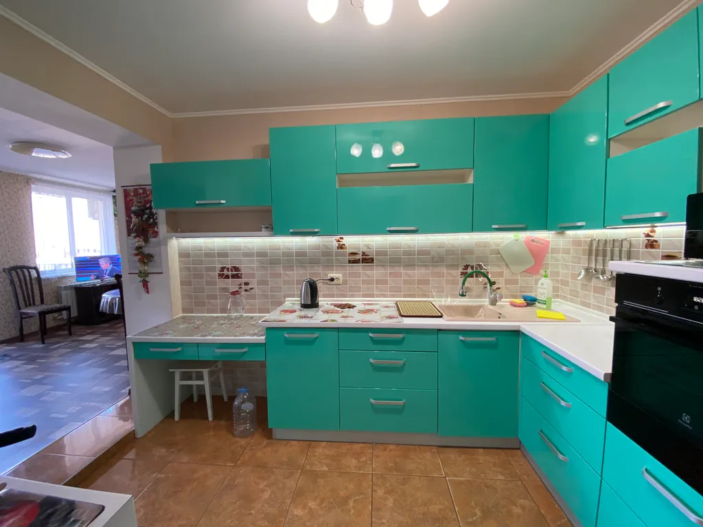 Нестандартная квартира терраса вид на горы недалеко от моря