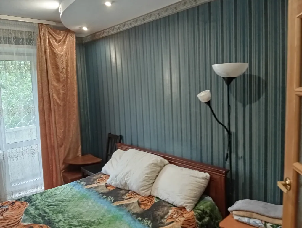 Уютная квартира в тихом месте — аренда посуточно в Омск