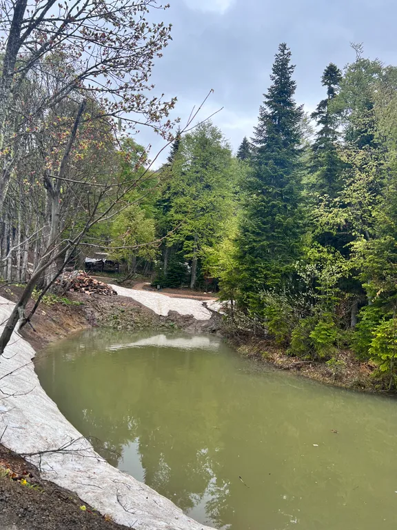 Новый дом с собственной территорией и видом на горы