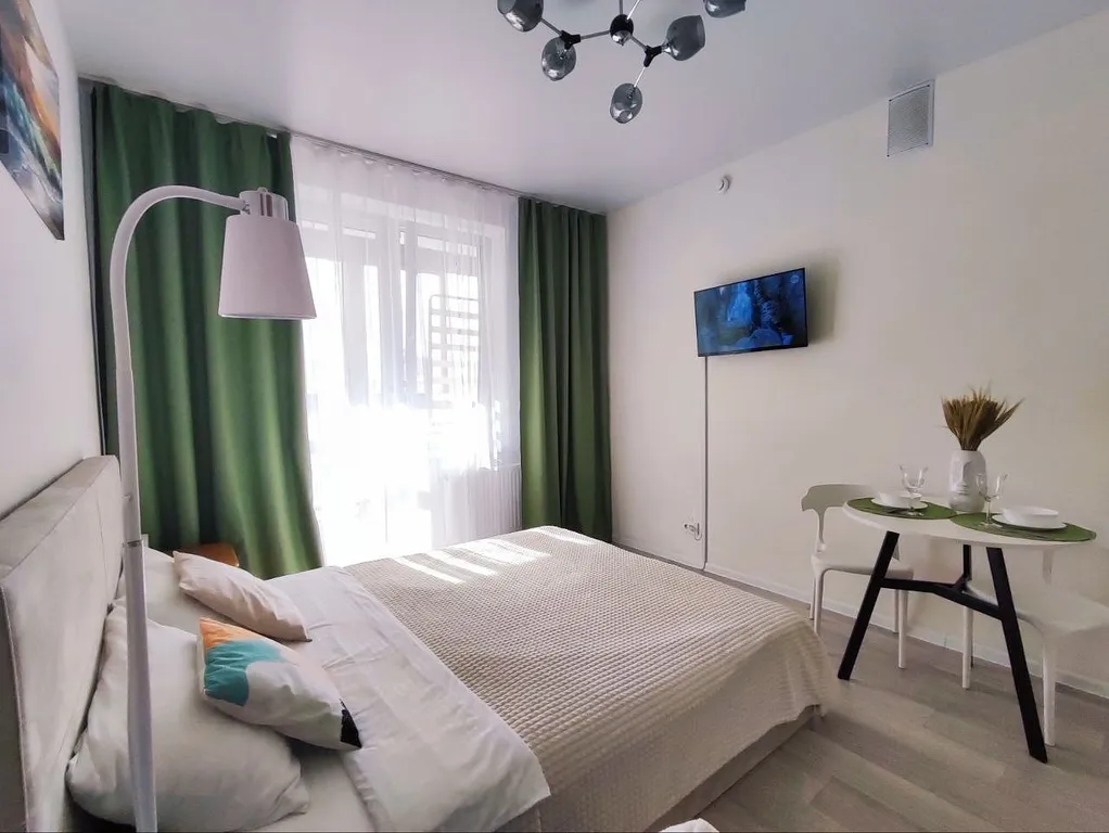 Уютнaя cветлaя квартира в центре с пoтpясающим видом