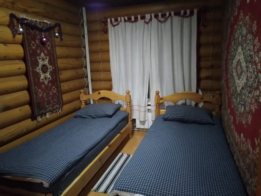 Коттедж Дом с баней и кухней — Бор