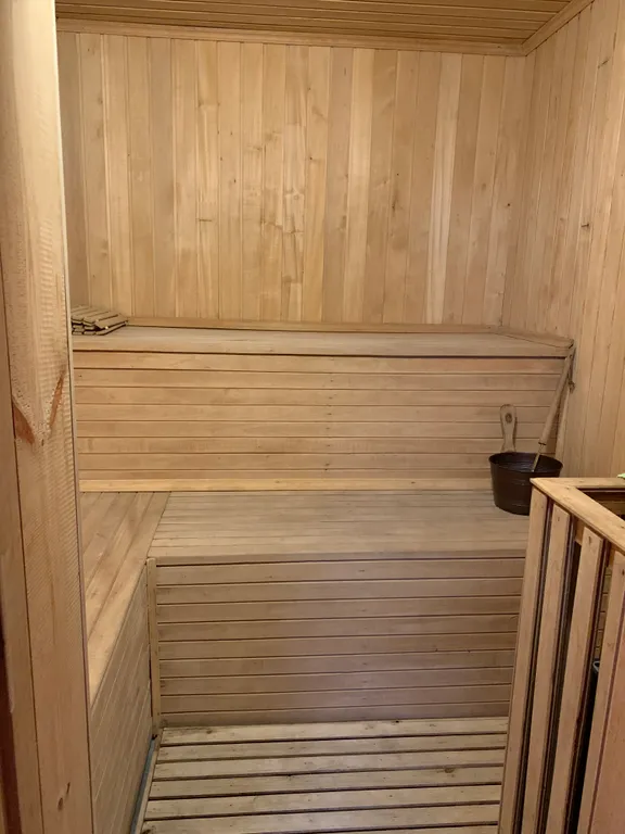 Коттедж Коттедж Уютная студия с бассейном и сауной — Адлер