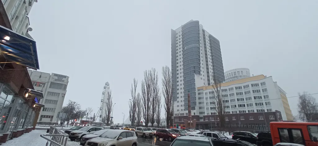 Просторная квартира у колеса обозрения