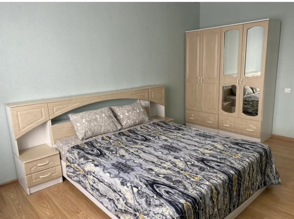 Квартира Квартира Просторная евро 2-комнатная в центре в новом доме — Новосибирск