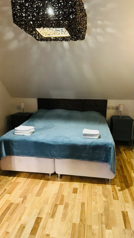 Коттедж Коттедж Гараж — Луга