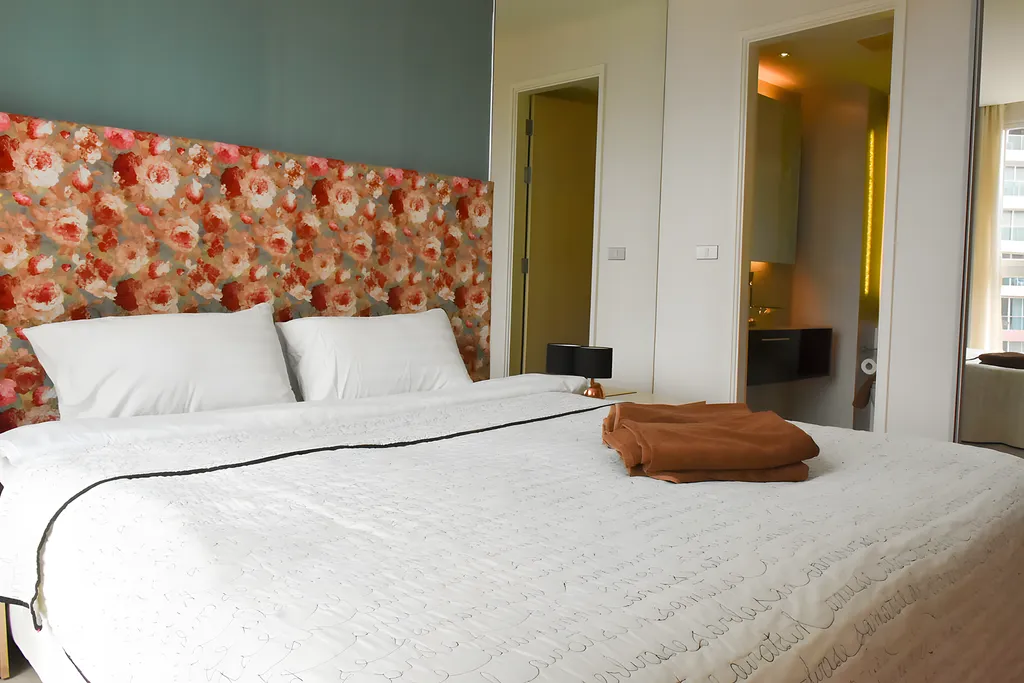 Красивый вид на бассейн с Пиратскими кораблями, для семей и пар