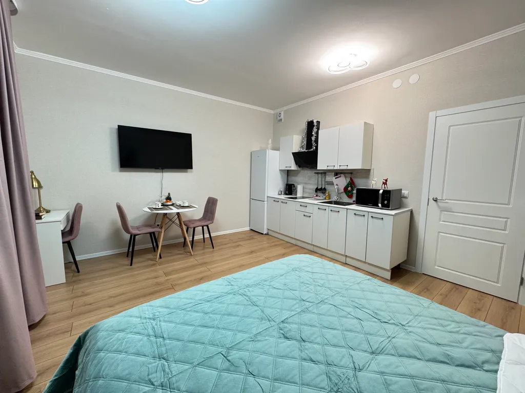 Квартира Квартира с новым ремонтом — Янино-1