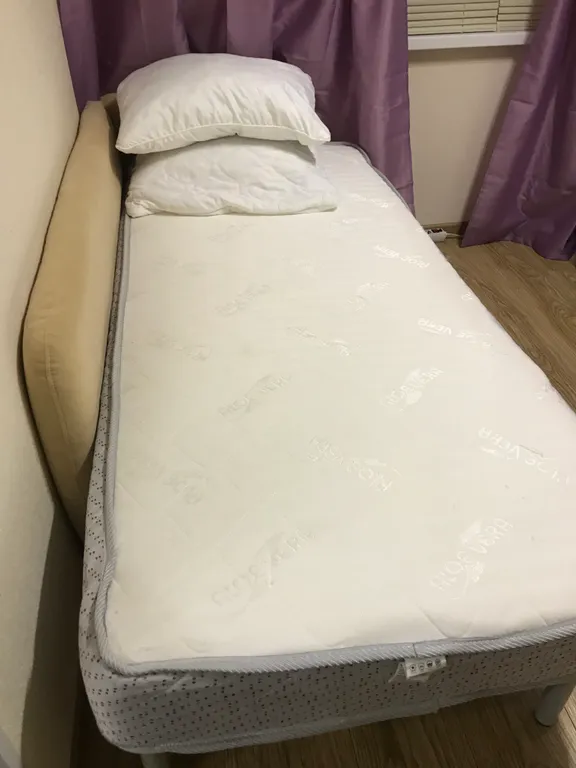 Половина дома с отдельным входом, с садом на берегу Чёрного моря