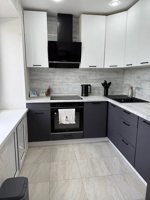 Уютная 3-комнатная квартира в хорошем районе города с видом на Волгу