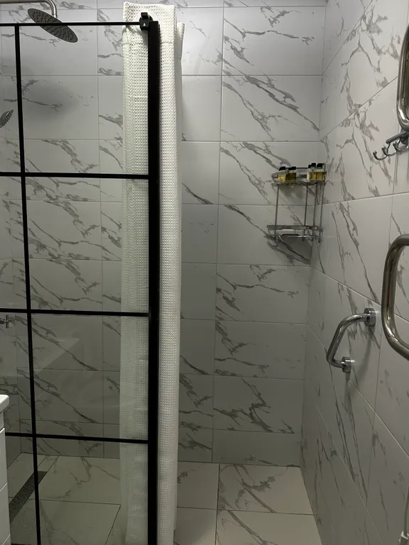 Квартира находится возле бювета с минеральной водой