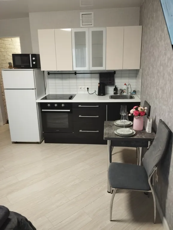 Небольшая но очень уютная студия в хорошем районе