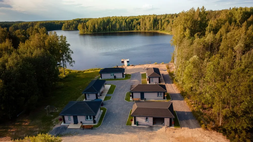 Дом на берегу озера в Карелии