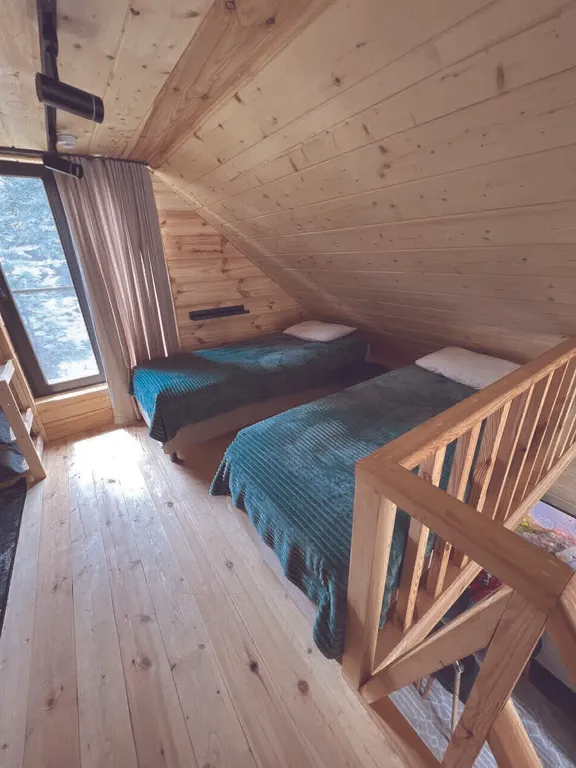 Улучшенный коттедж с видом на горы