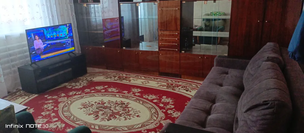 Уютная квартира рядом с озером Яровое — аренда посуточно в Яровое