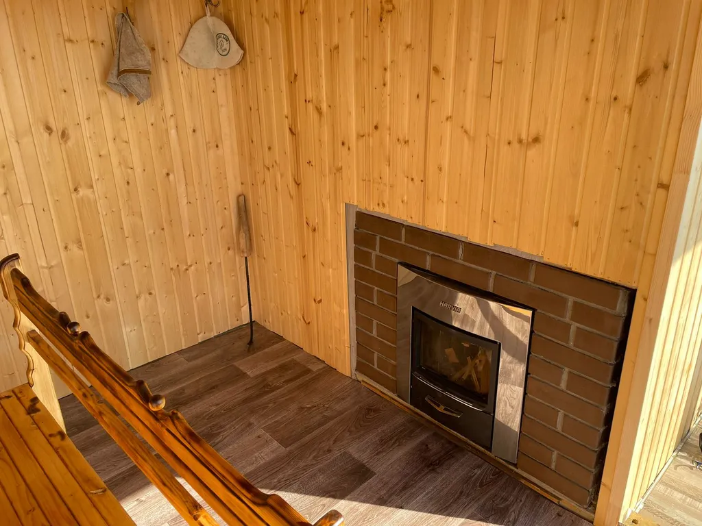 Дом на берегу реки Волга