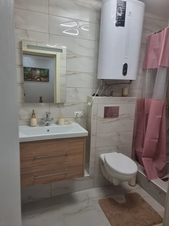 Апартаменты с панорамными видами на горы и лес в центре