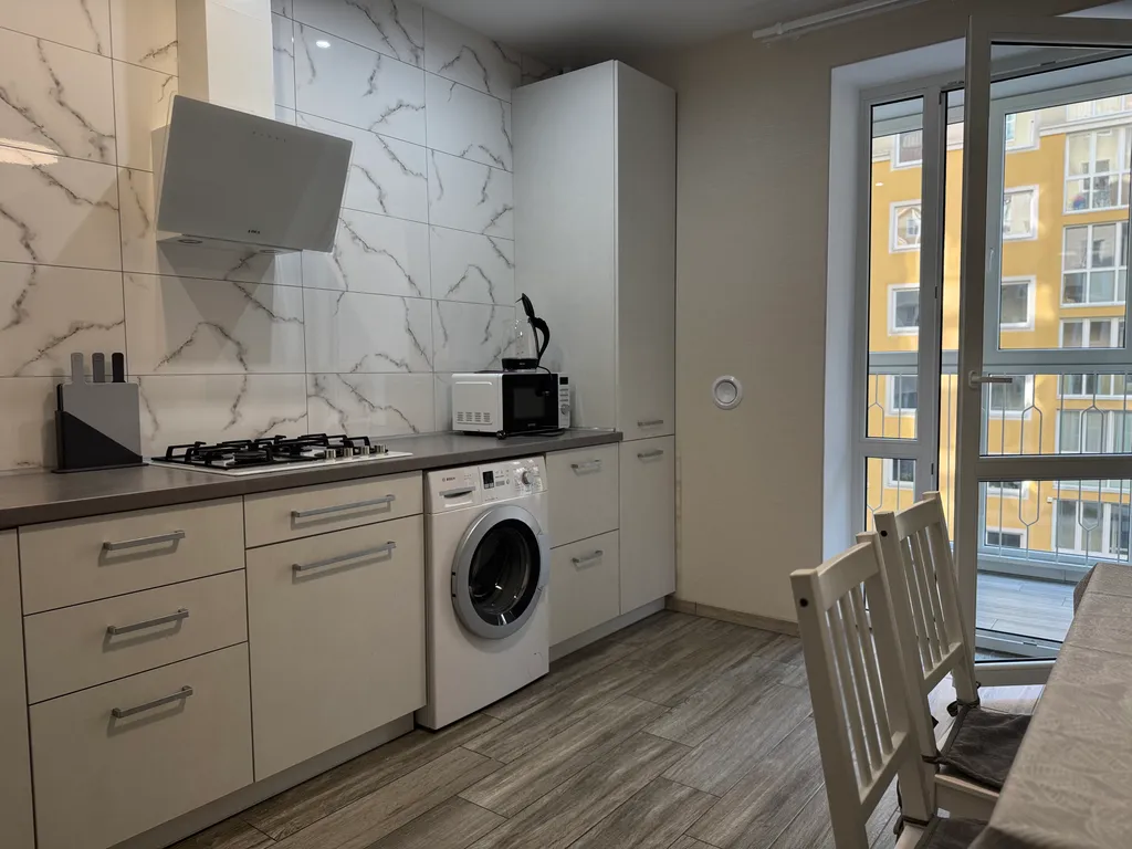 Большая квартира в центре «Морская волна»