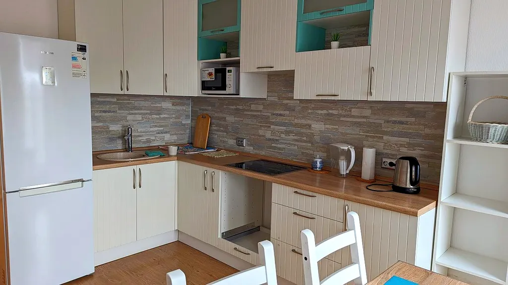 Светлая 1-комнатная квартира возле Мега Парка, Дыбенко