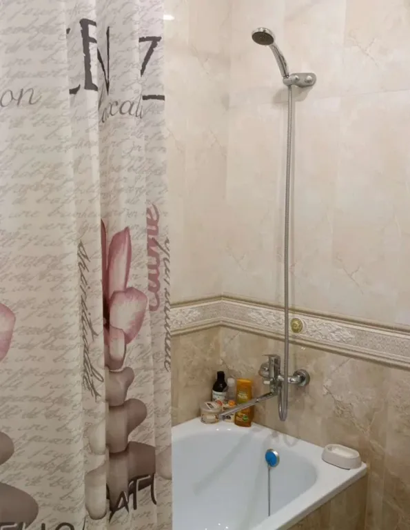 Двухкомнатная квартира недалеко от моря