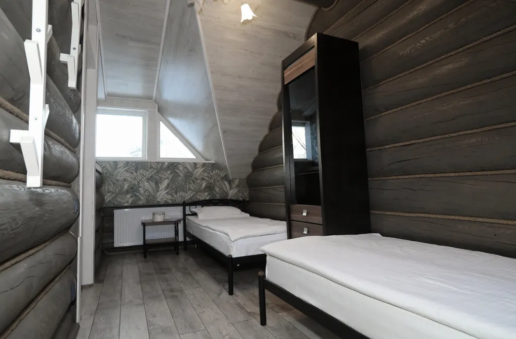 Бревенчатый коттедж