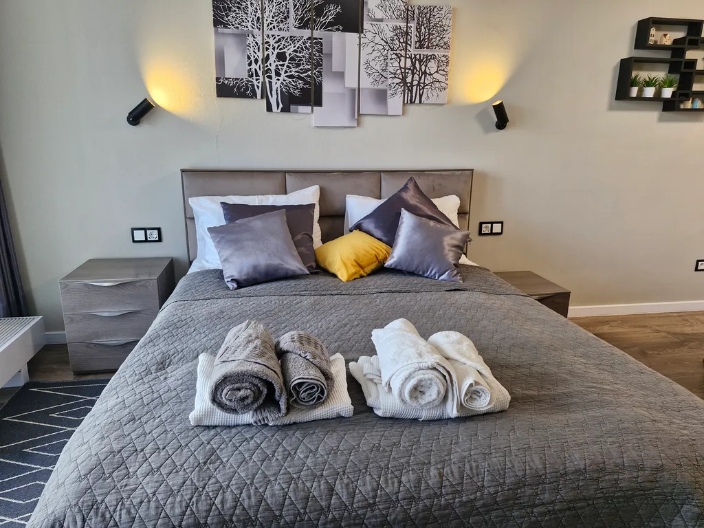 Новый стильный апартамент в шаговой доступности от моря