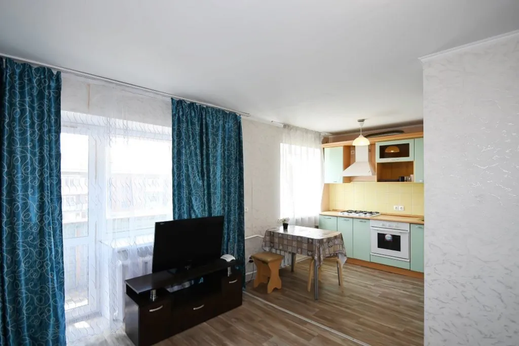 Квартира 2-комнатная Квартира — Омск