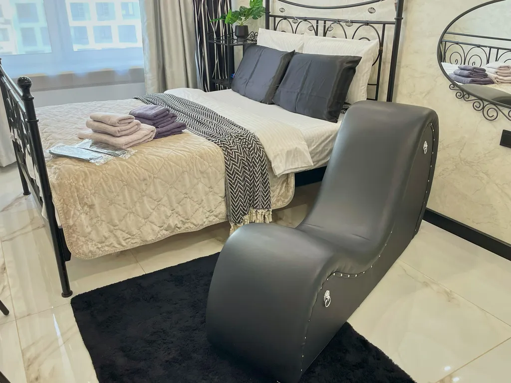 Студия с большой джакузи для двоих