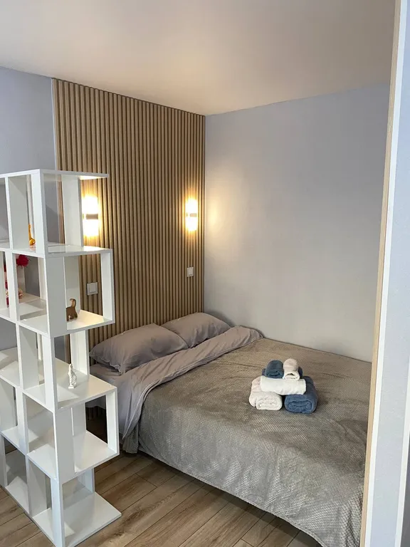 Однокомнатная квартира у площади Победы