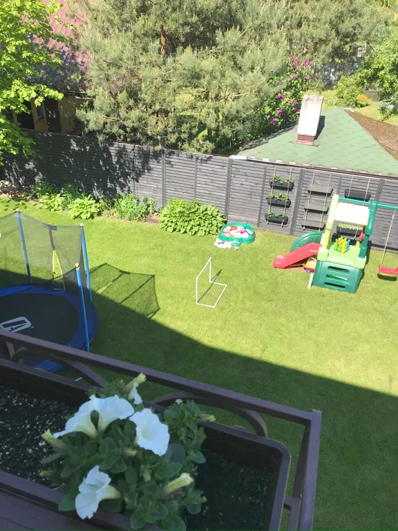 Двухуровневая квартира с 3 спальнями в частном доме