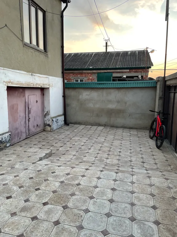 Коттедж Уютный дом с закрытым двором плюс гараж — Каспийск