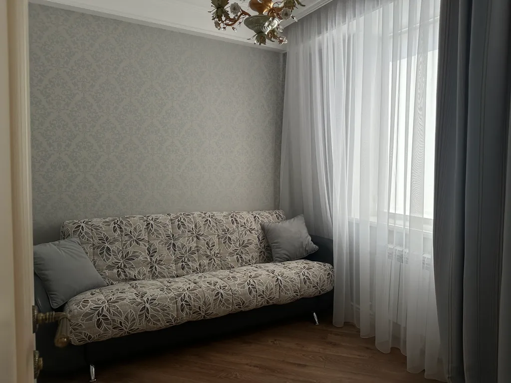 Трёхкомнатная квартира с дизайнерским ремонтом