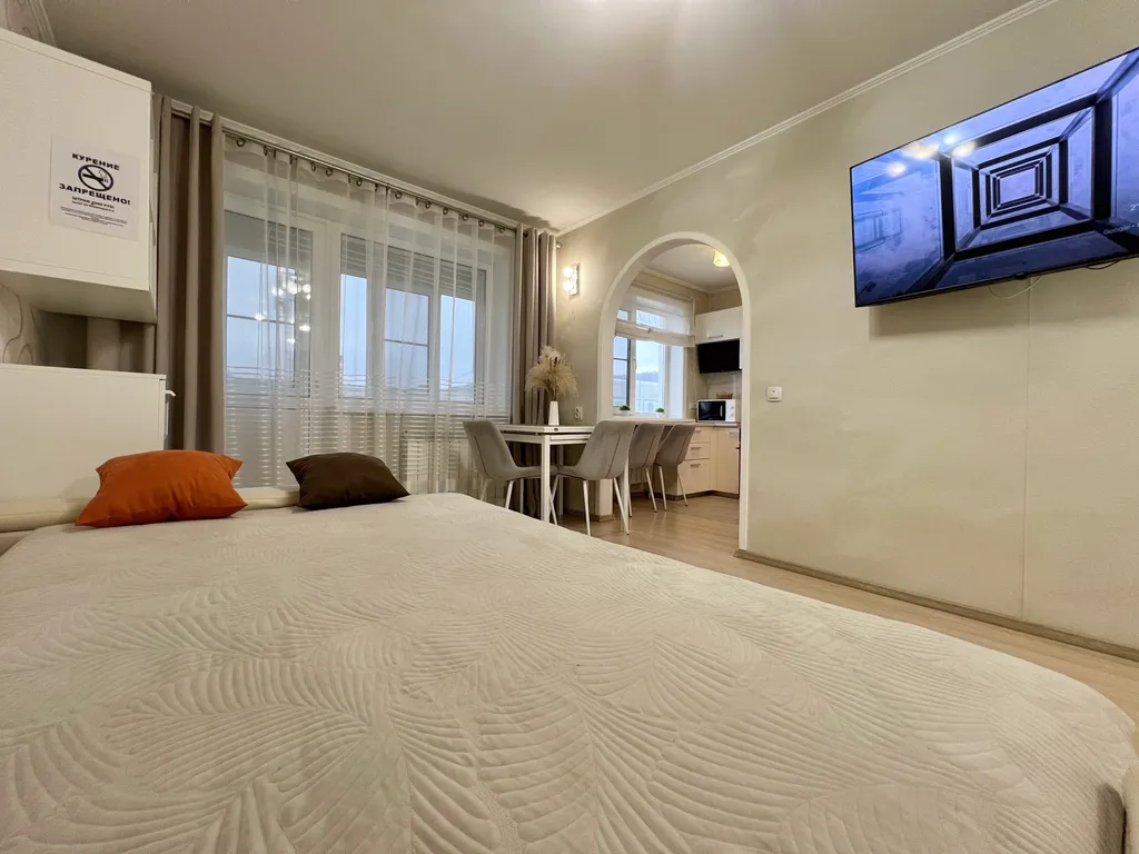 2-комнатная квартира с панорамным балконом