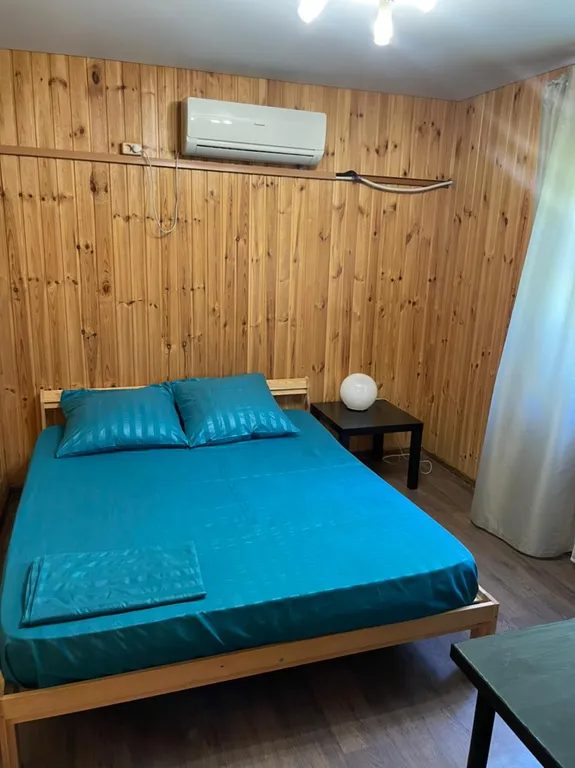 Двухкомнатный номер с видом на реку и бассейном