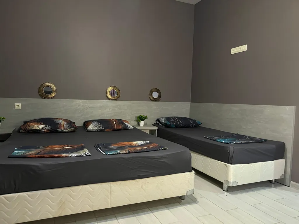 Пятиместная студия с кухней