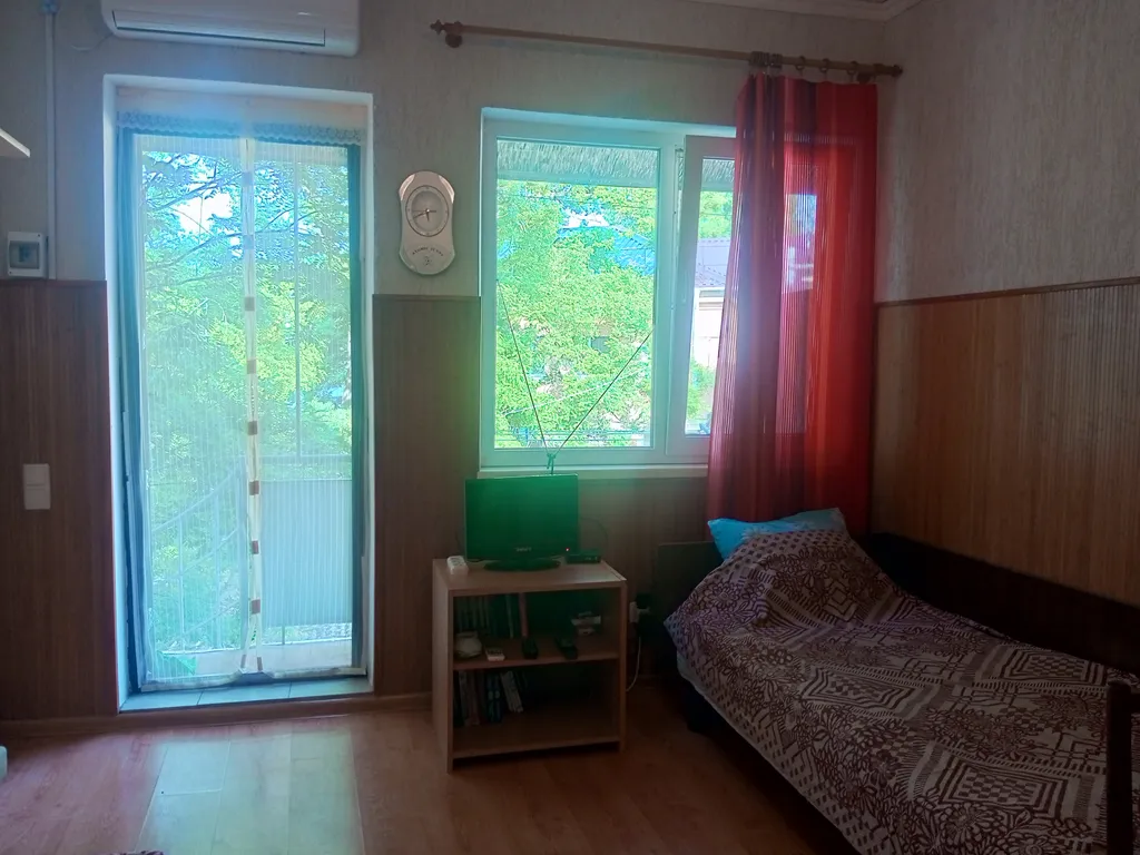 Квартира Квартира-студия 2 этаж коттеджа — Евпатория